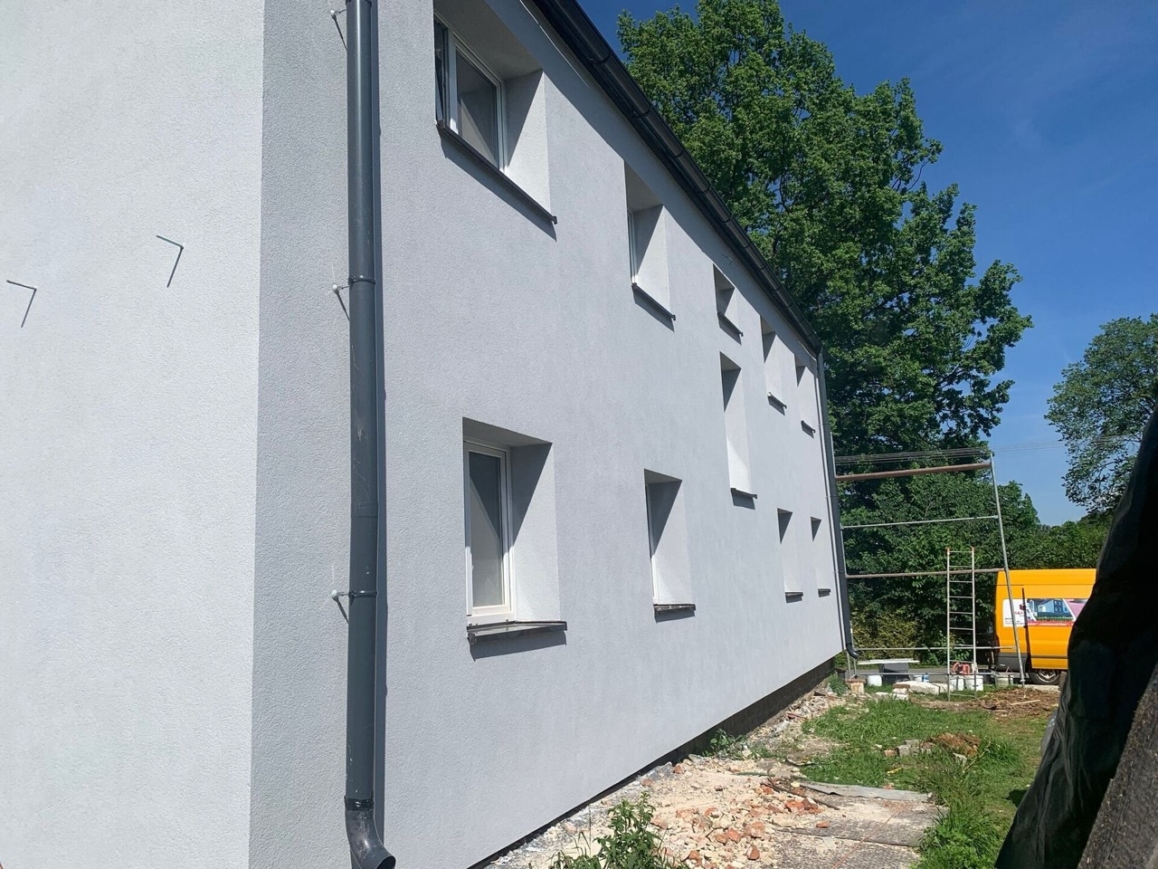 Různé realizace – rekonstrukce, novostavby, zateplení atd.