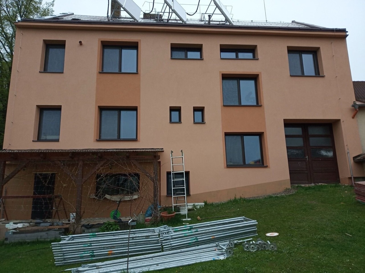 Různé realizace – rekonstrukce, novostavby, zateplení atd.